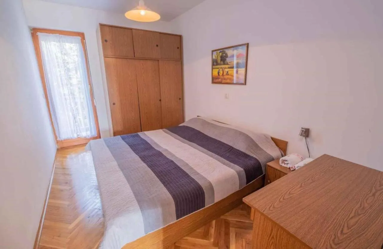 Apartment In Jadranovo 41875