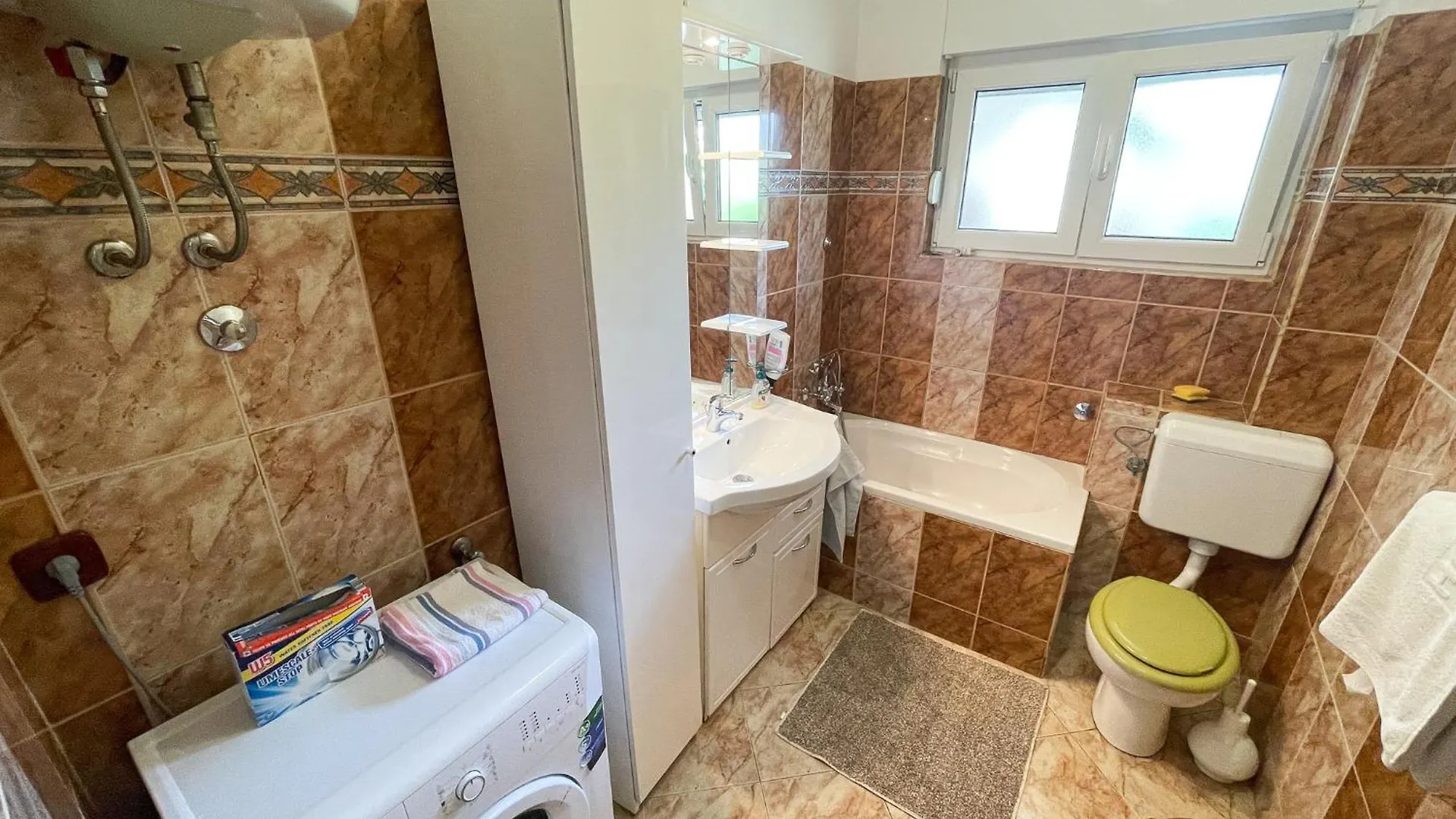Apartment In Jadranovo 41875